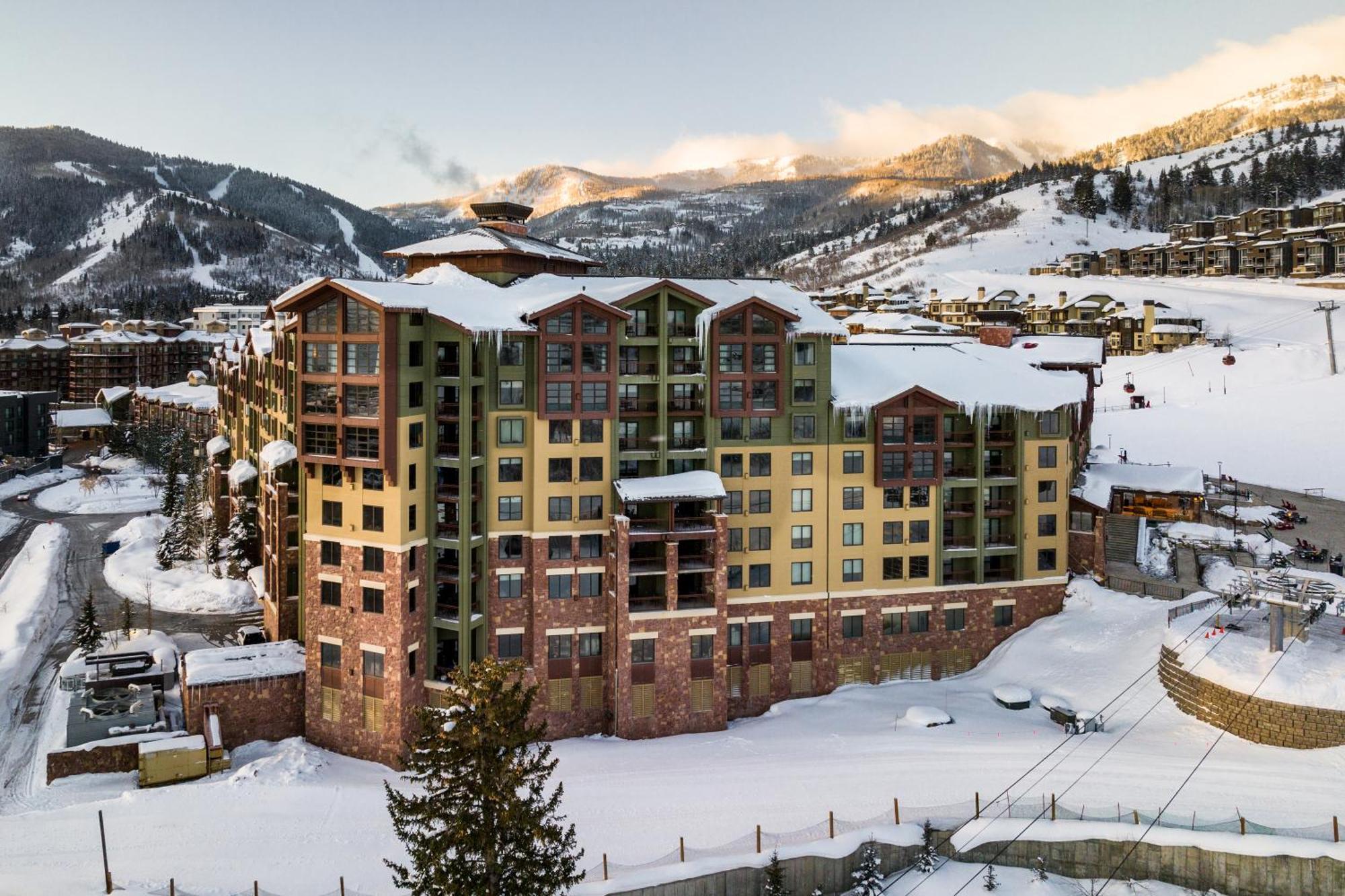 Grand Summit Lodge By Park City - Canyons Village Exteriör bild